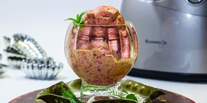 Reteta gelato raw vegan din capsuni, made by Raw Chef Ligia Pop